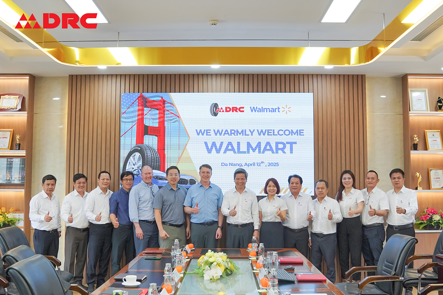 Tập đoàn Walmart (Mỹ) đến thăm DRC, thúc đẩy kế hoạch hợp tác phân phối Sản phẩm DRC trên toàn cầu Tập đoàn Walmart (Mỹ) đến thăm DRC, thúc đẩy kế hoạch hợp tác phân phối Sản phẩm DRC trên toàn cầu